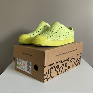 Native Size 13 Sunny Green